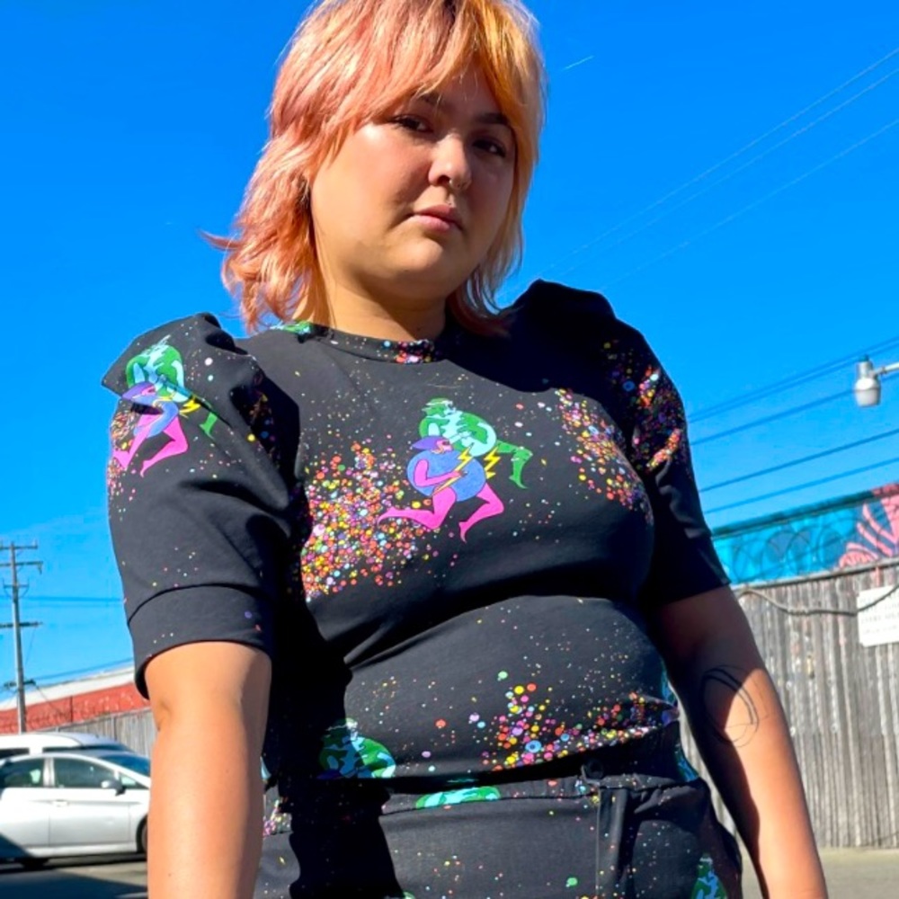 Nooworks 🖤 Cosmic Ladies Puff Sleeve Top 🖤 XL